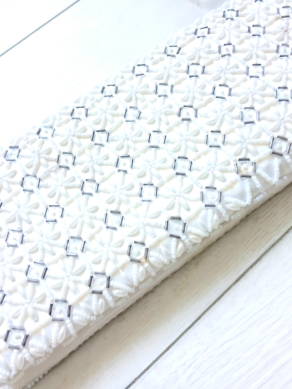 Vintage beaded long clutch, faux pearles/ glass beads, 9x4.5,Japan, mint
